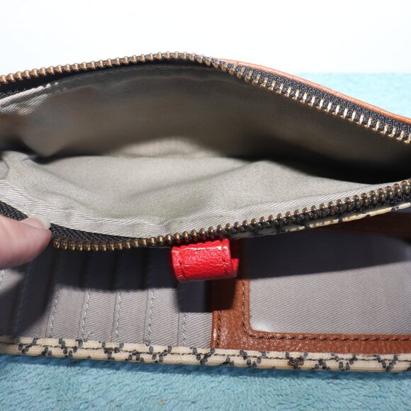 Fossil Brand Ladies Black Brown Cream Red Leather Wallet Clutch - Picture 5 of 8